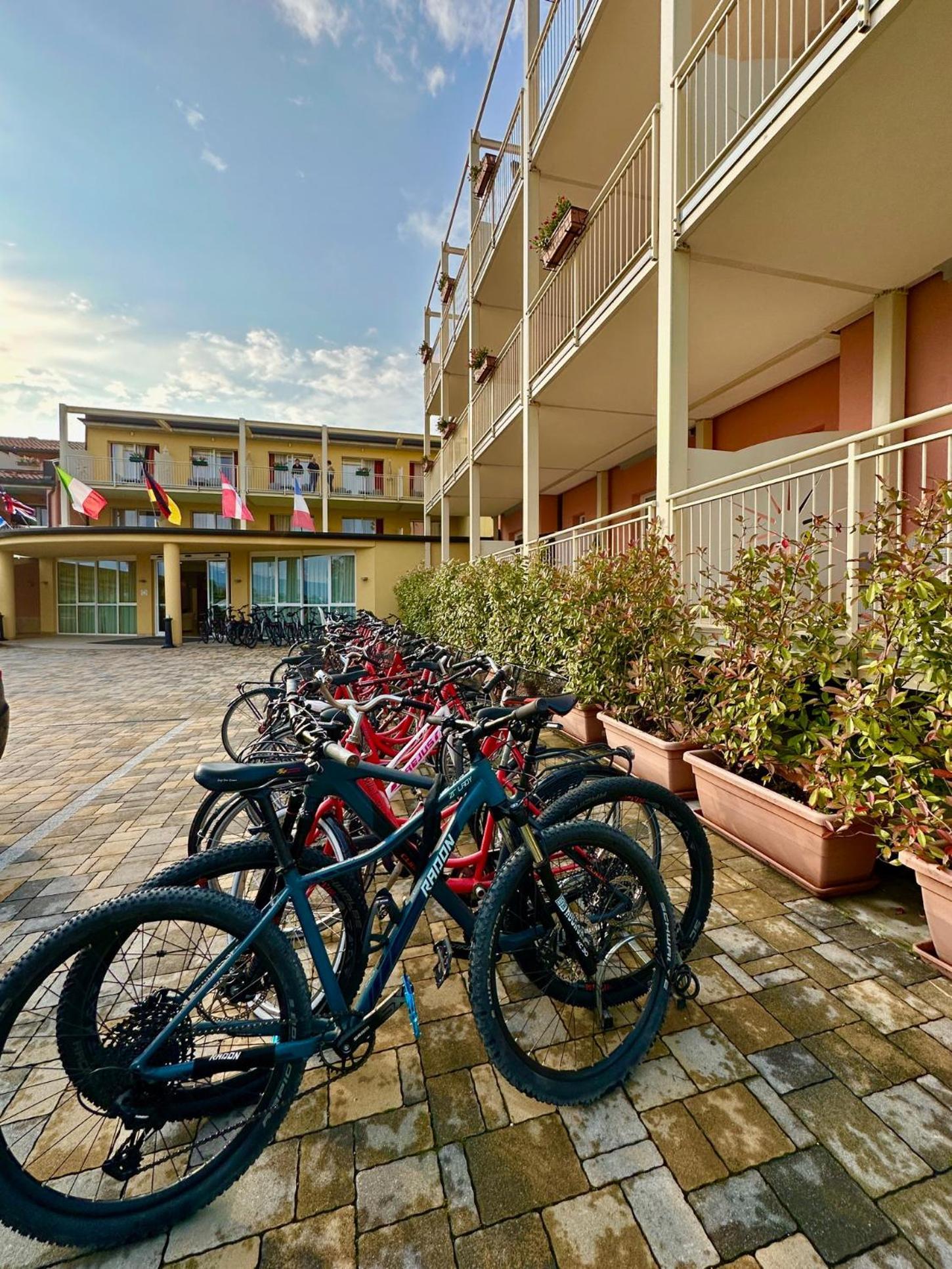 Hotel Bella Lazise Exterior foto